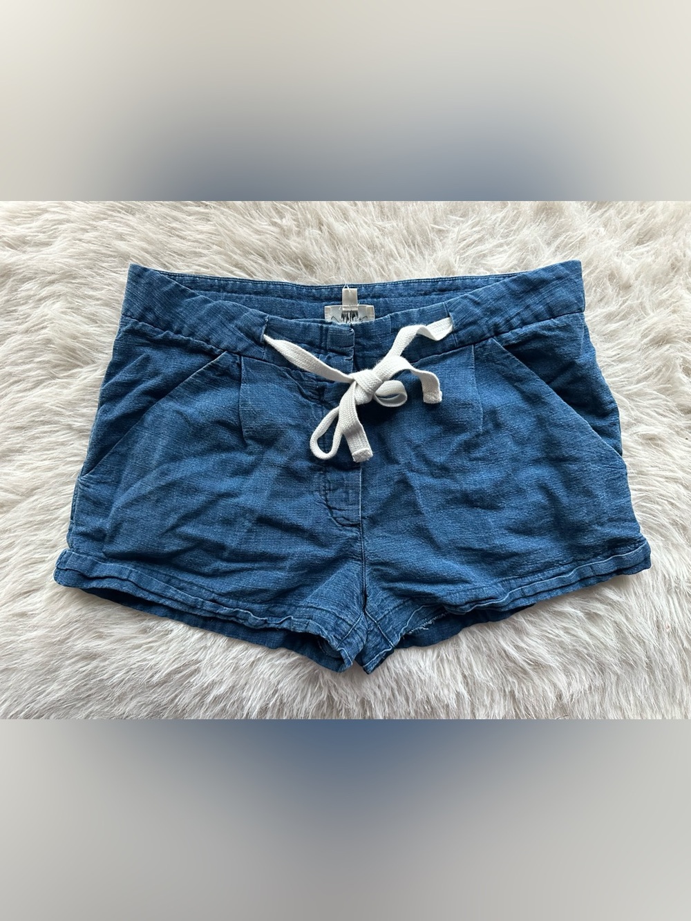 Wilfred Blue Drawstring Linen-Blend Women’s Bike Shorts 4 button closure